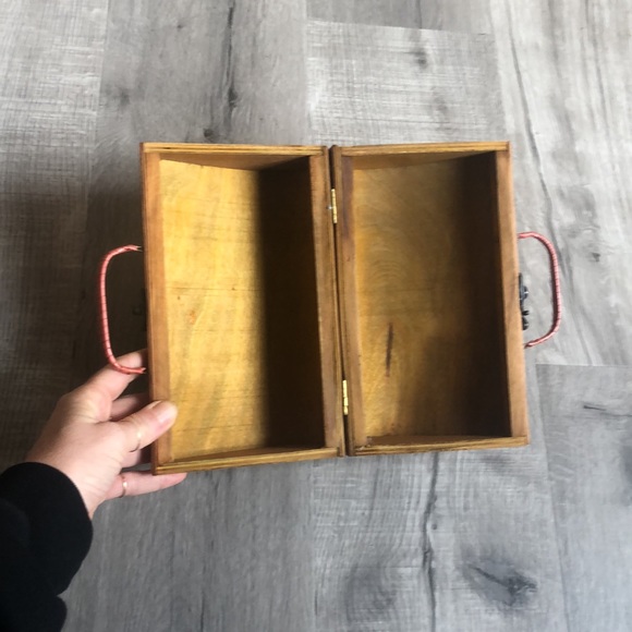 Handmade wooden purse/box - Picture 5 of 6